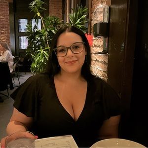 Meet your Posher, Marisa